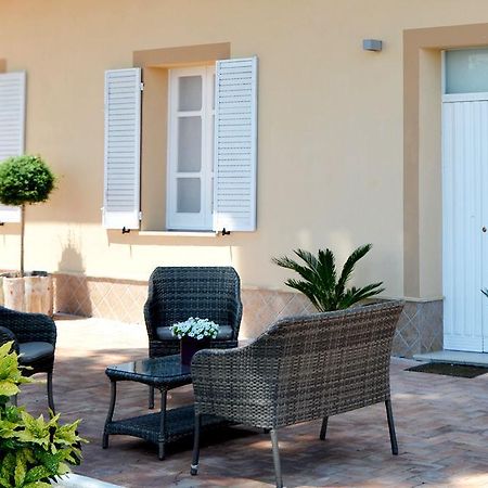 Re Umberto Suite San Salvo Exterior photo