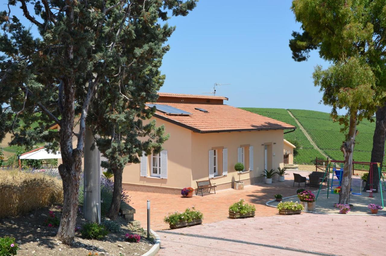 Re Umberto Suite San Salvo Exterior photo